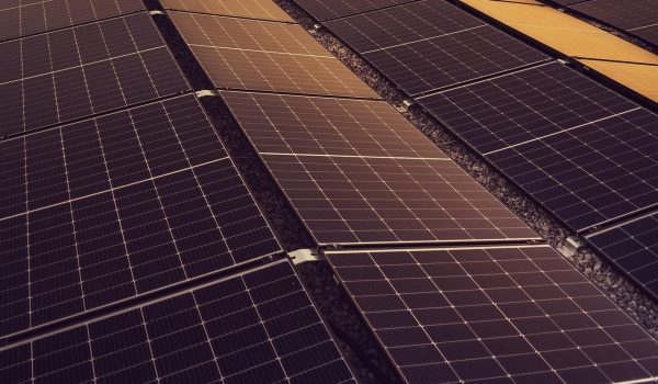 panou fotovoltaic monocristalin sau policristalin