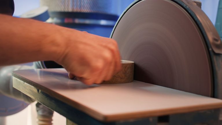 criano 4.7 cover martie